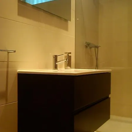 H & J Apartamento *